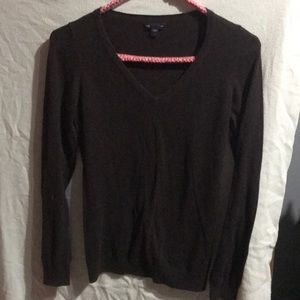 Brown gap sweater